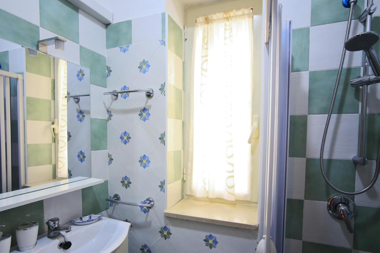 B&B Serena Castellammare di Stabia Exterior photo